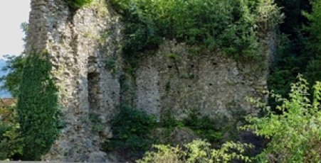 Greifenburg unten (Burg)