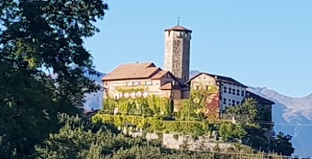 Valer Pavillo (Burg)